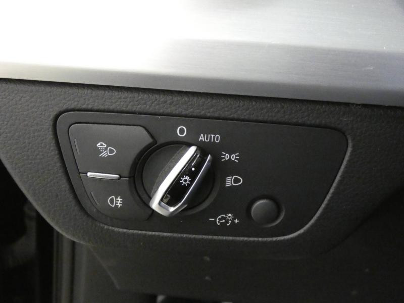 Photo 11 de l'offre de AUDI Q5 2.0 TDI 190ch S line quattro S tronic 7 à 33490€ chez Autovia Véhicules Multimarques