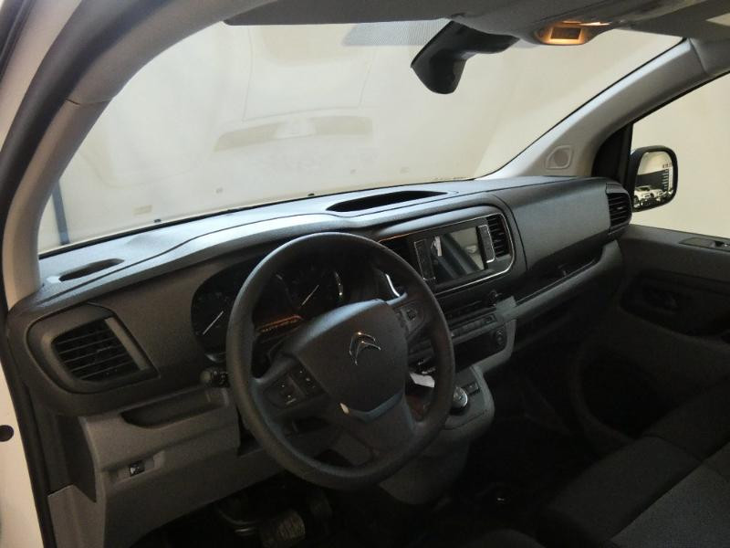 Photo 2 de l'offre de CITROEN Jumpy Fg M 2.0 BlueHDi 145ch S&S Club EAT8 à 35990€ chez Autovia Véhicules Multimarques