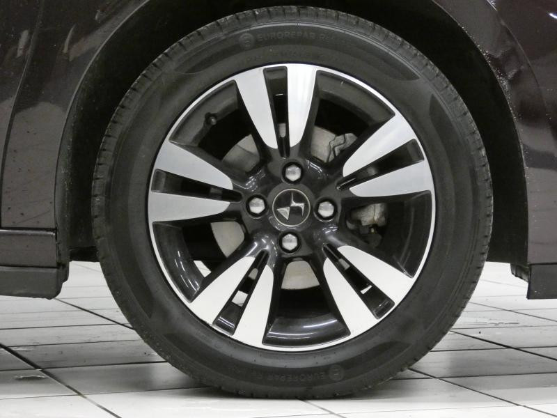 Photo 5 de l'offre de DS DS 3 Cabrio PureTech 82ch Be Chic à 13990€ chez Autovia Véhicules Multimarques