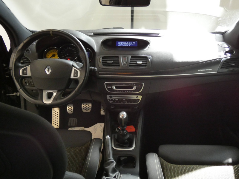 Photo 2 de l'offre de RENAULT Megane Coupe 2.0T 265ch RS Trophy à 29890€ chez Autovia Véhicules Multimarques