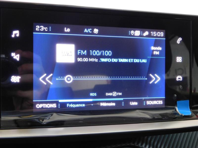 Photo 16 de l'offre de PEUGEOT 2008 1.2 PureTech 100ch S&S Active Business 5cv à 21990€ chez Autovia Véhicules Multimarques