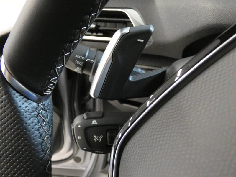 Photo 19 de l'offre de PEUGEOT 5008 2.0 BlueHDi 180ch S&S GT EAT8 à 45990€ chez Autovia Véhicules Multimarques