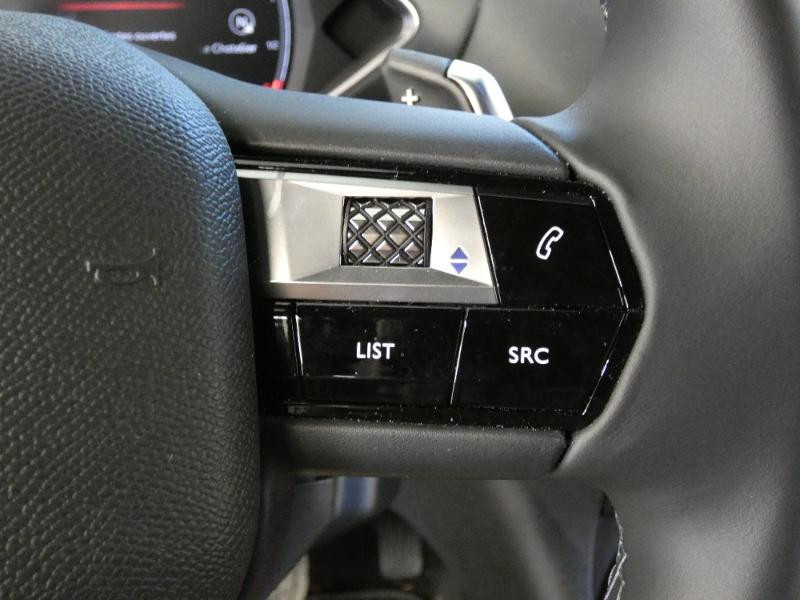 Photo 17 de l'offre de DS DS 3 Crossback BlueHDi 130ch Rivoli Automatique à 31980€ chez Autovia Véhicules Multimarques