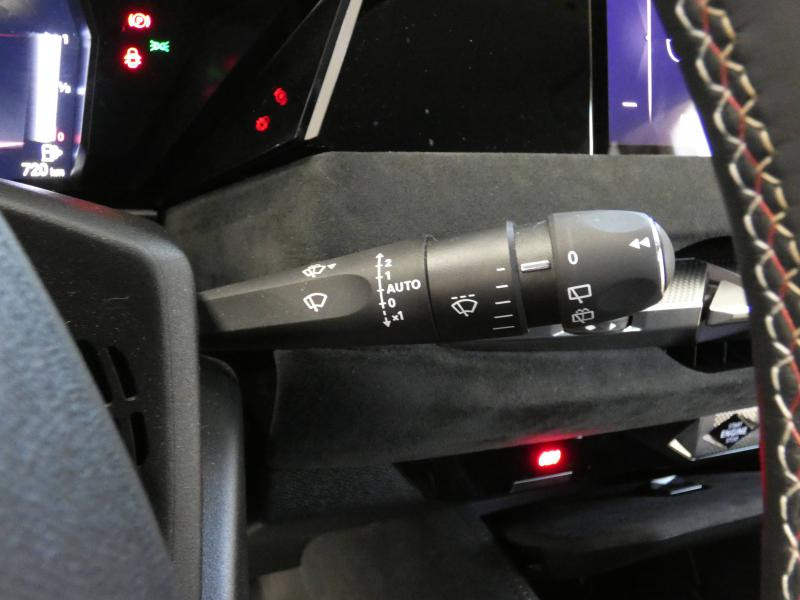 Photo 15 de l'offre de DS DS 4 BlueHDi 130ch Performance Line + Automatique à 35990€ chez Autovia Véhicules Multimarques