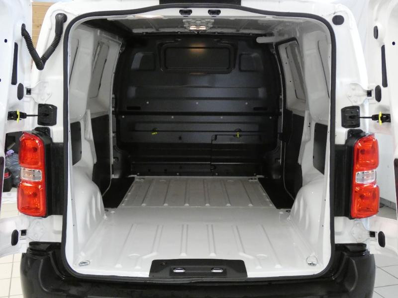 Photo 5 de l'offre de CITROEN Jumpy Fg M 2.0 BlueHDi 145ch S&S Club EAT8 à 35990€ chez Autovia Véhicules Multimarques