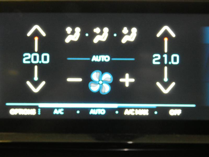 Photo 13 de l'offre de PEUGEOT 3008 1.5 BlueHDi 130ch S&S Roadtrip EAT8 à 36290€ chez Autovia Véhicules Multimarques