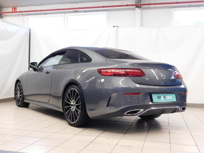 Photo 6 de l'offre de MERCEDES-BENZ Classe E Coupe 220 d 194ch Sportline 9G-Tronic Euro6d-T à 42900€ chez Autovia Véhicules Multimarques