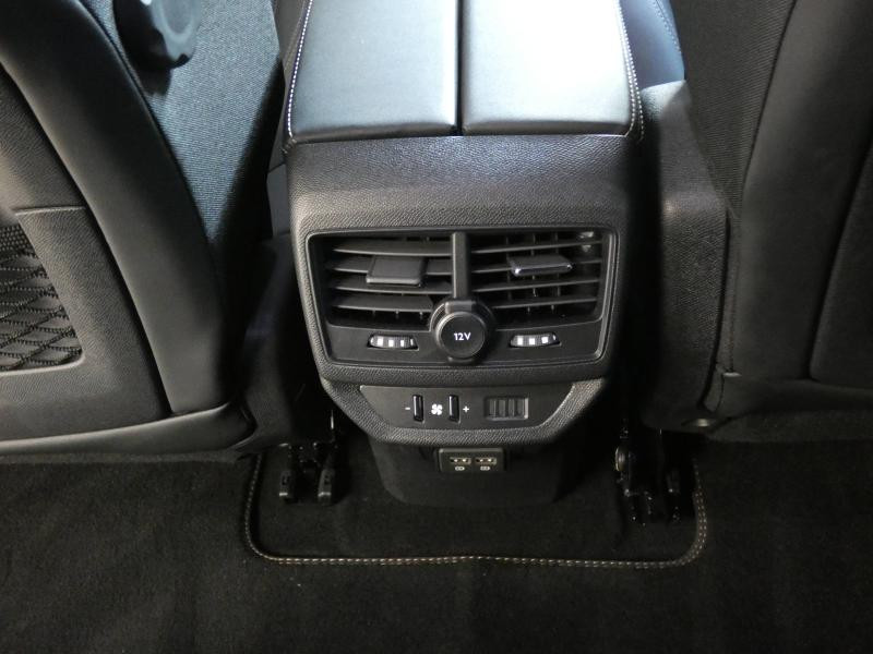 Photo 23 de l'offre de PEUGEOT 5008 2.0 BlueHDi 180ch S&S GT EAT8 à 45990€ chez Autovia Véhicules Multimarques