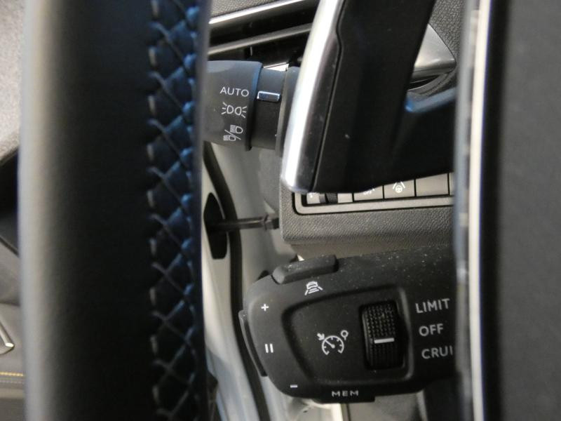 Photo 16 de l'offre de PEUGEOT 3008 1.5 BlueHDi 130ch S&S Roadtrip EAT8 à 36290€ chez Autovia Véhicules Multimarques