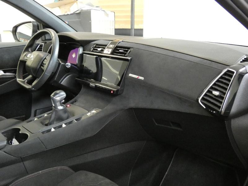 Photo 12 de l'offre de DS DS 7 Crossback BlueHDi 130ch Performance Line + 102g à 30990€ chez Autovia Véhicules Multimarques