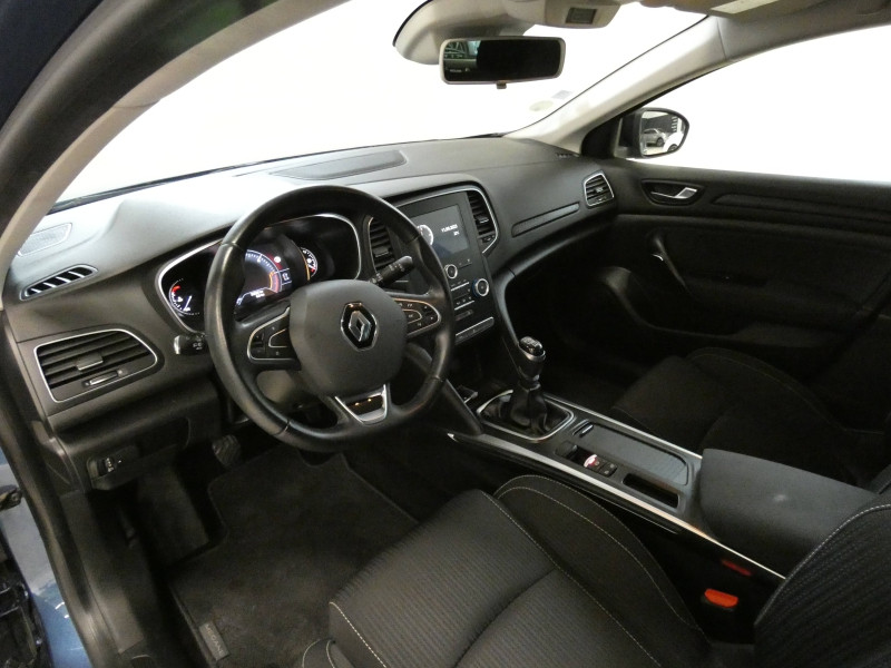 Photo 8 de l'offre de RENAULT Megane 1.5 dCi 110ch energy Limited à 15590€ chez Autovia Véhicules Multimarques