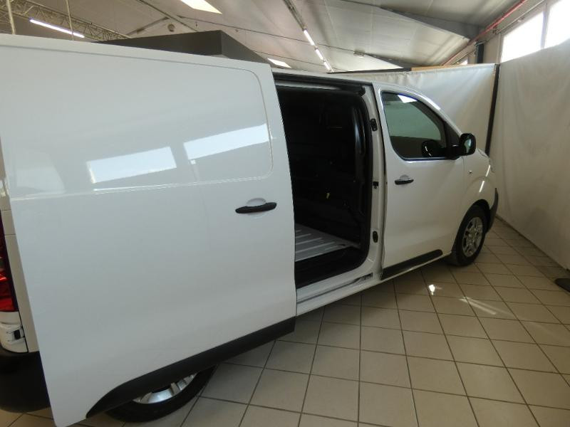 Photo 11 de l'offre de CITROEN Jumpy Fg M 2.0 BlueHDi 145ch S&S Club EAT8 à 35990€ chez Autovia Véhicules Multimarques