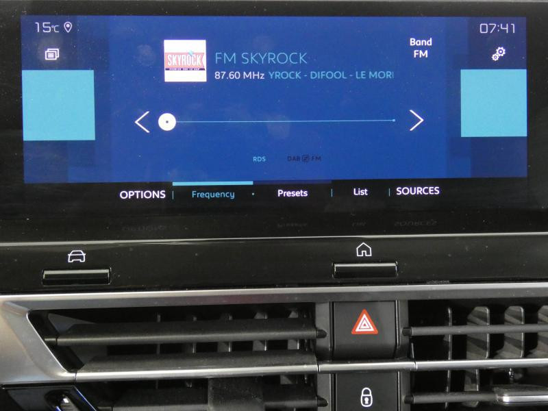 Photo 22 de l'offre de CITROEN C4 Moteur électrique 136ch (100 kW) Feel Pack Business Automatique à 25990€ chez Autovia Véhicules Multimarques