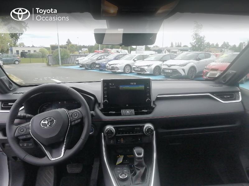 Photo 8 de l'offre de TOYOTA RAV4 Hybride Rechargeable 306ch Collection AWD à 56490€ chez Rizzon Auto - Toyota St Brieuc