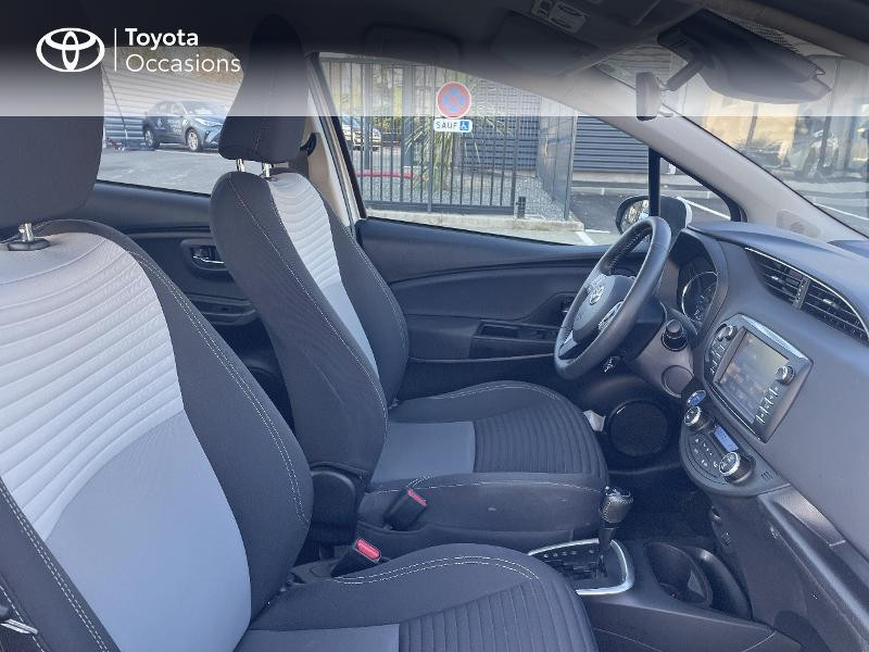 Photo 6 de l'offre de TOYOTA Yaris 100h Dynamic 5p RC18 à 14980€ chez Rizzon Auto - Toyota St Brieuc