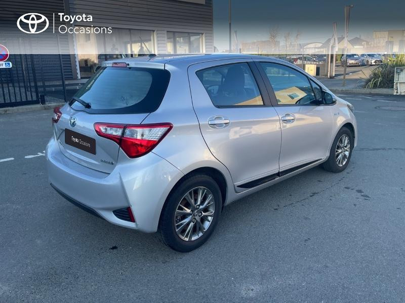 Photo 18 de l'offre de TOYOTA Yaris 100h Dynamic 5p RC18 à 14980€ chez Rizzon Auto - Toyota St Brieuc