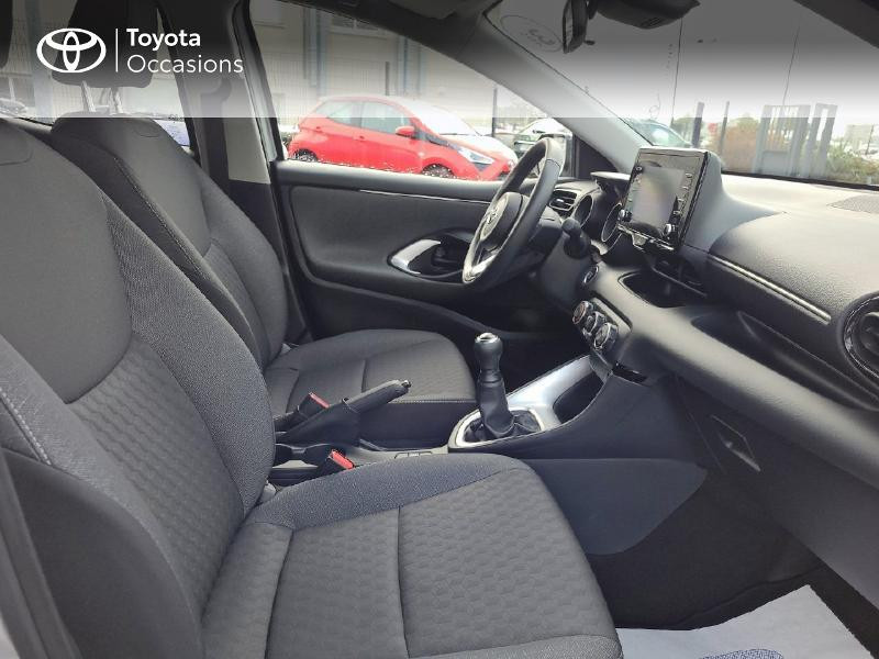 Photo 6 de l'offre de TOYOTA Yaris 70 VVT-i Design 5p à 15980€ chez Rizzon Auto - Toyota St Brieuc