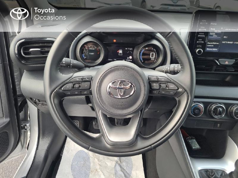 Photo 9 de l'offre de TOYOTA Yaris 70 VVT-i Design 5p à 15980€ chez Rizzon Auto - Toyota St Brieuc
