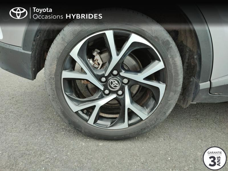 Photo 16 de l'offre de TOYOTA C-HR 122h Design 2WD E-CVT RC18 à 22480€ chez Rizzon Auto - Toyota St Brieuc