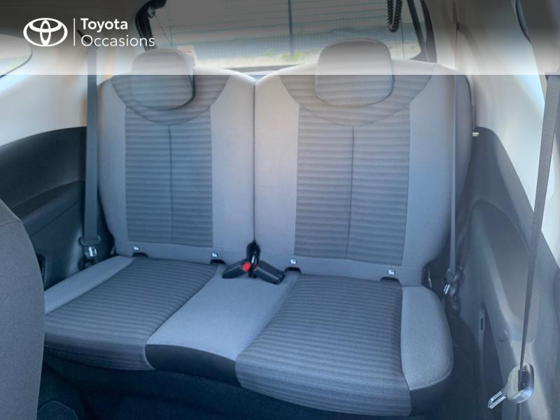 Photo 12 de l'offre de TOYOTA Aygo 1.0 VVT-i 72ch x-play 3p à 9580€ chez Rizzon Auto - Toyota St Brieuc