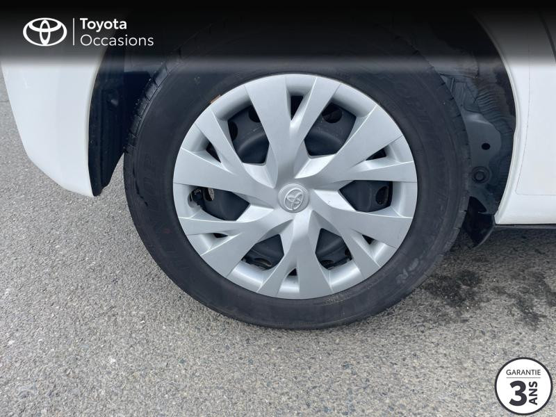 Photo 16 de l'offre de TOYOTA Yaris 70 VVT-i France Connect 5p RC19 à 13490€ chez Rizzon Auto - Toyota St Brieuc