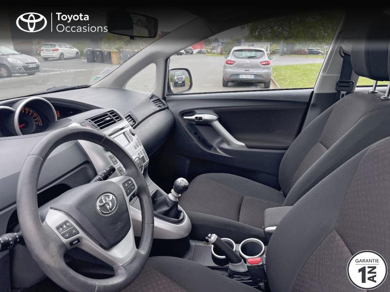Photo 11 de l'offre de TOYOTA Verso 126 D-4D FAP SkyView Edition 7 places à 8490€ chez Rizzon Auto - Toyota St Brieuc