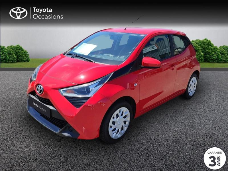 Toyota Aygo 1.0 VVT-i 72ch x-play 5p Essence Rouge Chilien Occasion à vendre