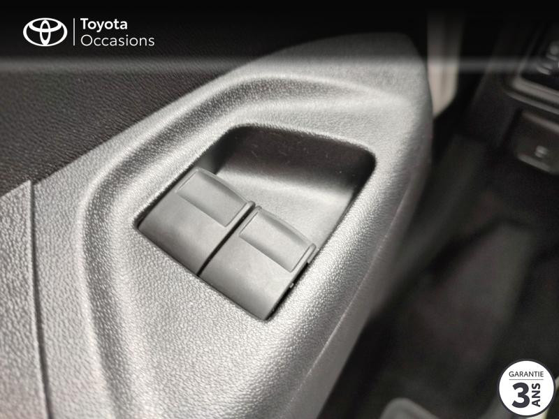 Photo 21 de l'offre de TOYOTA Aygo 1.0 VVT-i 72ch x-play 5p MY20 à 12990€ chez Rizzon Auto - Toyota St Brieuc
