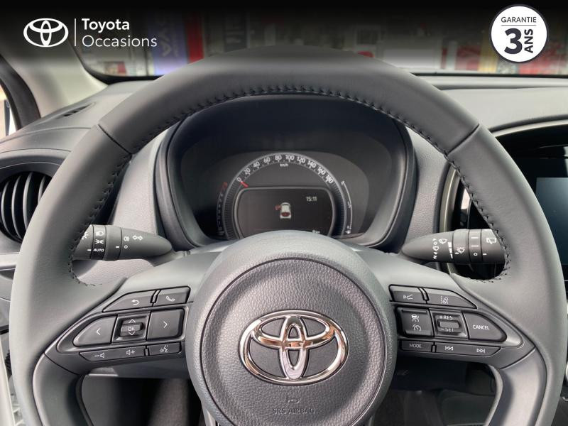 Photo 13 de l'offre de TOYOTA Aygo X 1.0 VVT-i 72ch Dynamic à 15980€ chez Rizzon Auto - Toyota St Brieuc
