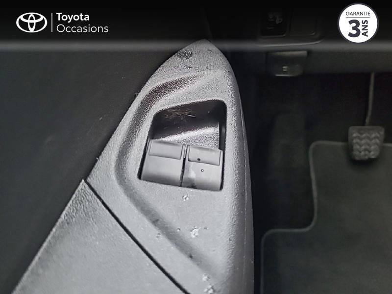 Photo 21 de l'offre de TOYOTA Aygo 1.0 VVT-i 72ch x-play 5p MY20 à 12490€ chez Rizzon Auto - Toyota St Brieuc