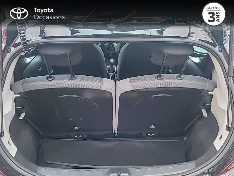 Photo 10 de l'offre de TOYOTA Aygo 1.0 VVT-i 72ch x-play 5p MY20 à 12490€ chez Rizzon Auto - Toyota St Brieuc