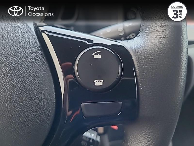 Photo 20 de l'offre de TOYOTA Aygo 1.0 VVT-i 72ch x-play 5p MY20 à 12490€ chez Rizzon Auto - Toyota St Brieuc