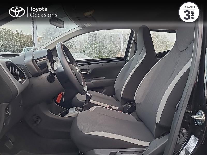 Photo 11 de l'offre de TOYOTA Aygo 1.0 VVT-i 72ch x-play 5p MY20 à 12490€ chez Rizzon Auto - Toyota St Brieuc