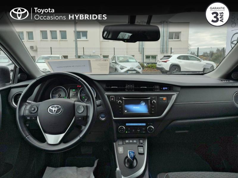 Photo 8 de l'offre de TOYOTA Auris HSD 136h Feel! à 14990€ chez Rizzon Auto - Toyota St Brieuc