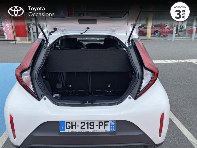 Photo 10 de l'offre de TOYOTA Aygo X 1.0 VVT-i 72ch Dynamic à 15690€ chez Rizzon Auto - Toyota St Brieuc