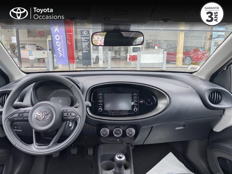 Photo 8 de l'offre de TOYOTA Aygo X 1.0 VVT-i 72ch Dynamic à 15690€ chez Rizzon Auto - Toyota St Brieuc