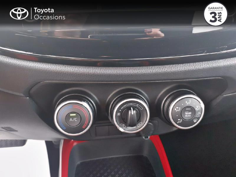 Photo 15 de l'offre de TOYOTA Aygo X 1.0 VVT-i 72ch Design S-CVT à 17990€ chez Rizzon Auto - Toyota St Brieuc