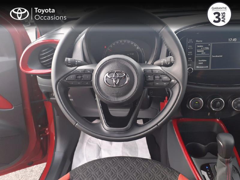 Photo 23 de l'offre de TOYOTA Aygo X 1.0 VVT-i 72ch Design S-CVT à 17990€ chez Rizzon Auto - Toyota St Brieuc