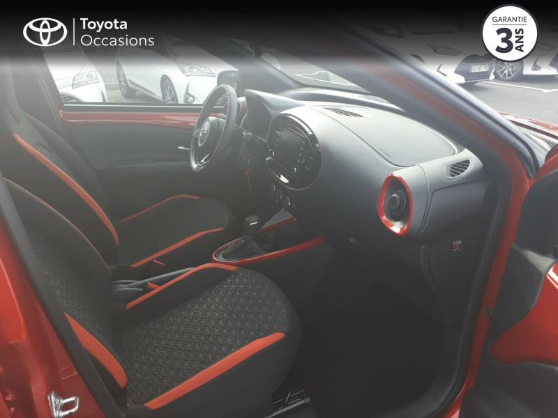 Photo 20 de l'offre de TOYOTA Aygo X 1.0 VVT-i 72ch Design S-CVT à 17990€ chez Rizzon Auto - Toyota St Brieuc