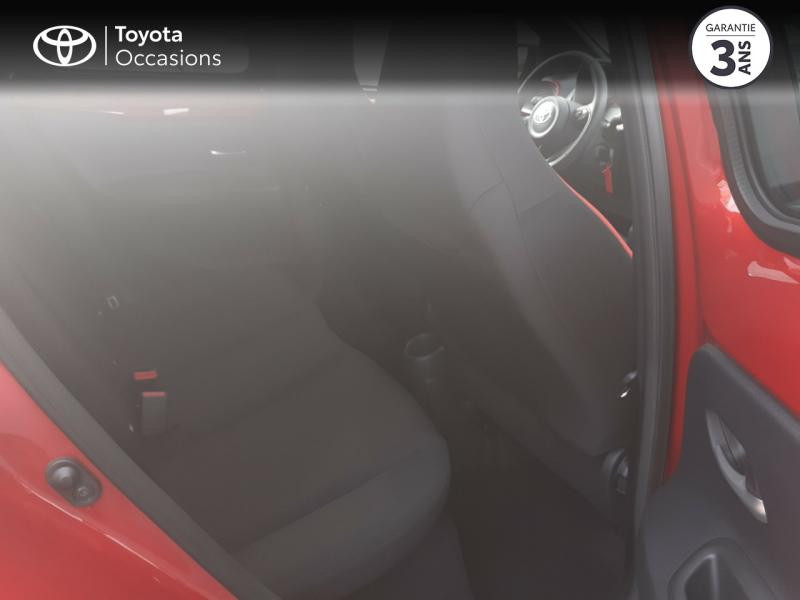 Photo 21 de l'offre de TOYOTA Aygo X 1.0 VVT-i 72ch Design S-CVT à 17990€ chez Rizzon Auto - Toyota St Brieuc