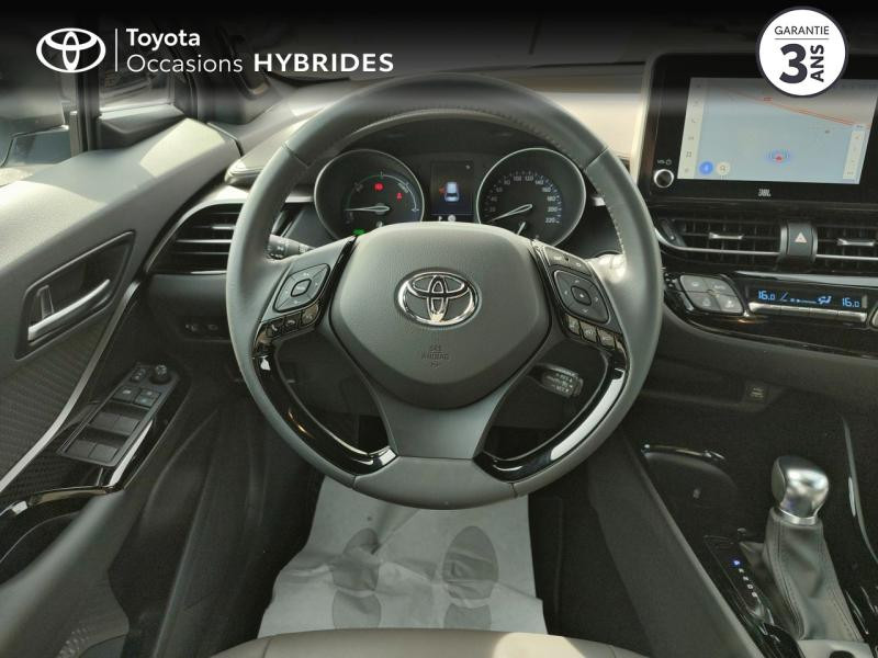 Photo 9 de l'offre de TOYOTA C-HR 122h Distinctive 2WD E-CVT MY22 à 30990€ chez Rizzon Auto - Toyota St Brieuc