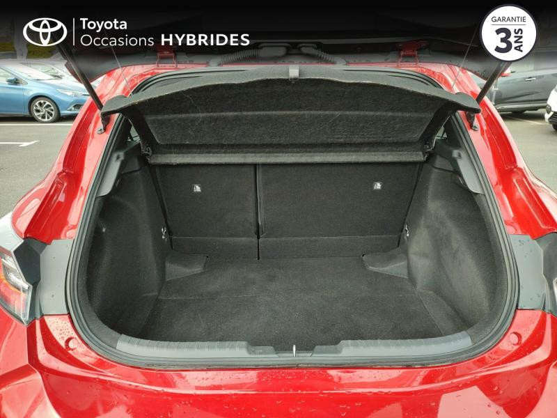Photo 10 de l'offre de TOYOTA Corolla 122h Design MY20 à 21480€ chez Rizzon Auto - Toyota St Brieuc