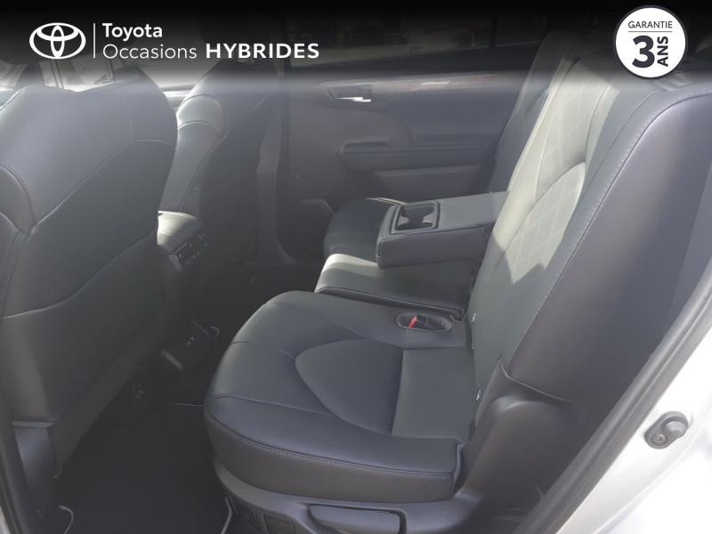 Photo 8 de l'offre de TOYOTA Highlander Hybrid 248ch Lounge AWD-I à 57490€ chez Rizzon Auto - Toyota St Brieuc