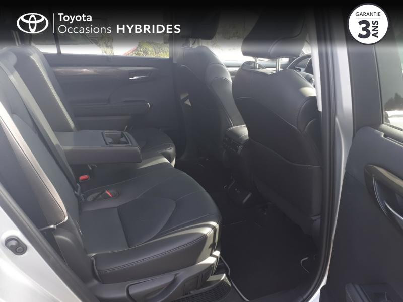 Photo 20 de l'offre de TOYOTA Highlander Hybrid 248ch Lounge AWD-I à 57490€ chez Rizzon Auto - Toyota St Brieuc
