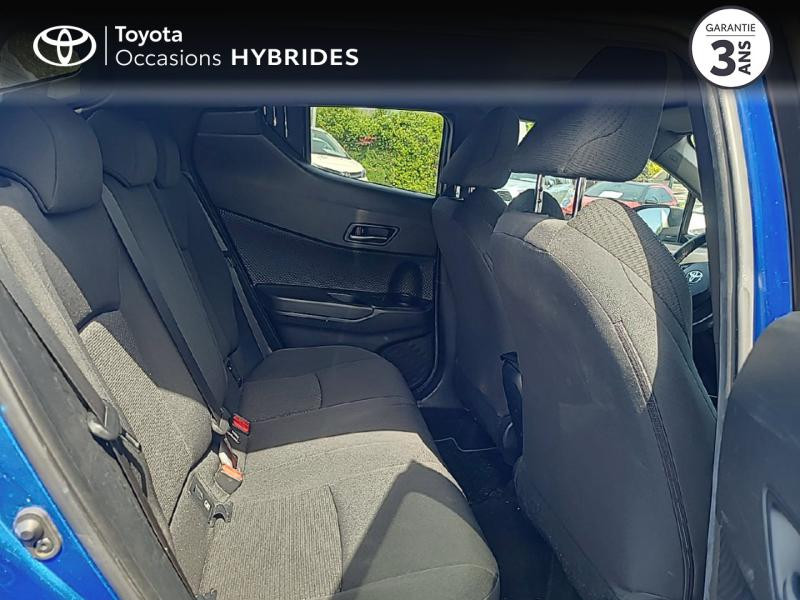 Photo 7 de l'offre de TOYOTA C-HR 122h Edition 2WD E-CVT RC18 à 19990€ chez Rizzon Auto - Toyota St Brieuc