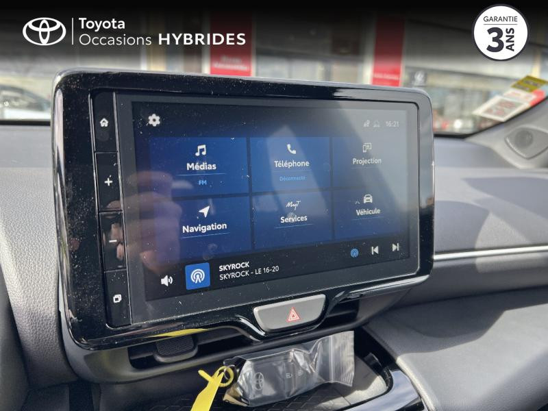 Photo 15 de l'offre de TOYOTA Yaris Cross 116h Design AWD-i MY22 à 28990€ chez Rizzon Auto - Toyota St Brieuc
