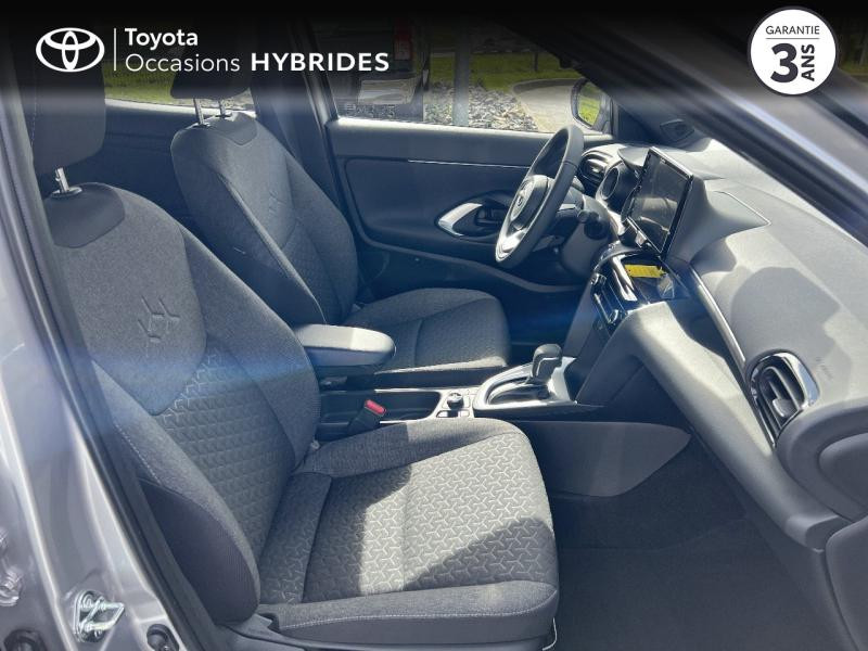 Photo 6 de l'offre de TOYOTA Yaris Cross 116h Design AWD-i MY22 à 28990€ chez Rizzon Auto - Toyota St Brieuc