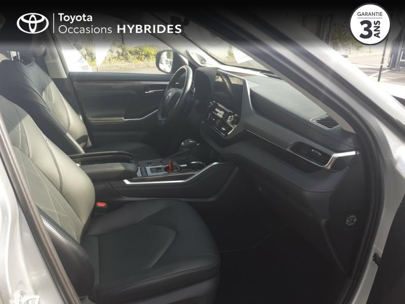 Photo 19 de l'offre de TOYOTA Highlander Hybrid 248ch Lounge AWD-I à 57490€ chez Rizzon Auto - Toyota St Brieuc