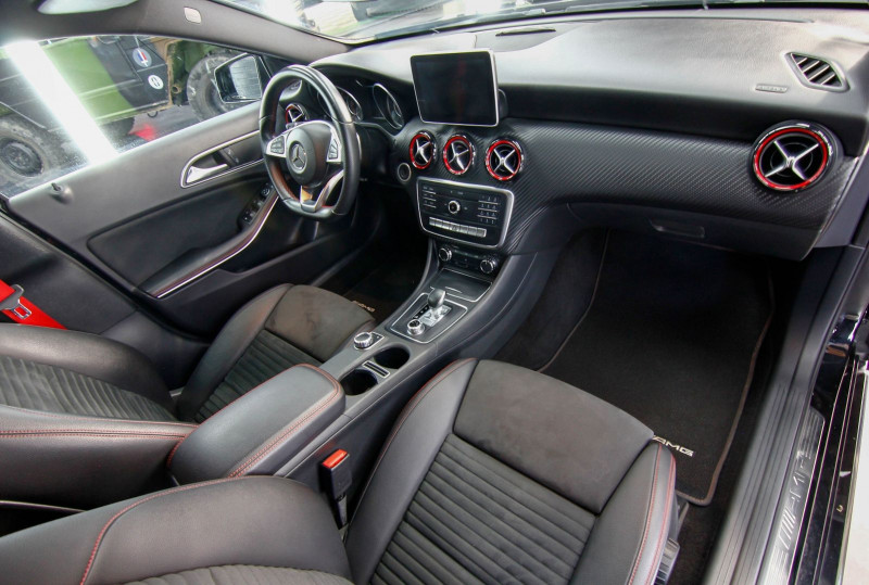 Photo 6 de l'offre de MERCEDES-BENZ A 45 AMG 4MATIC SPEEDSHIFT-DCT à 37490€ chez AC111 Automobiles