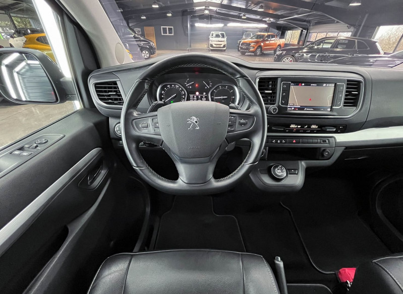 Photo 22 de l'offre de PEUGEOT TRAVELLER 2.0 BLUEHDI 180CH S&S LONG ALLURE EAT8 143G à 39990€ chez AC111 Automobiles